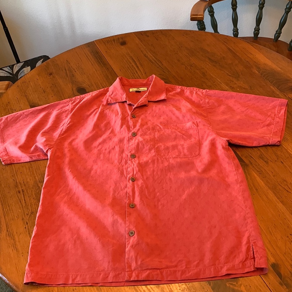 Tommy Bahamas 100% Silk Men’s Shirt Size Medium